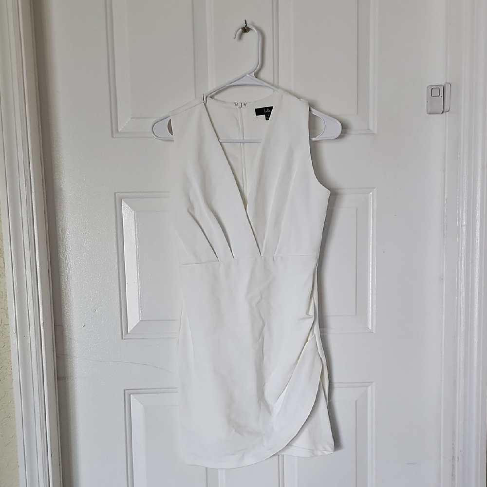 Lulu's Chic White Dress